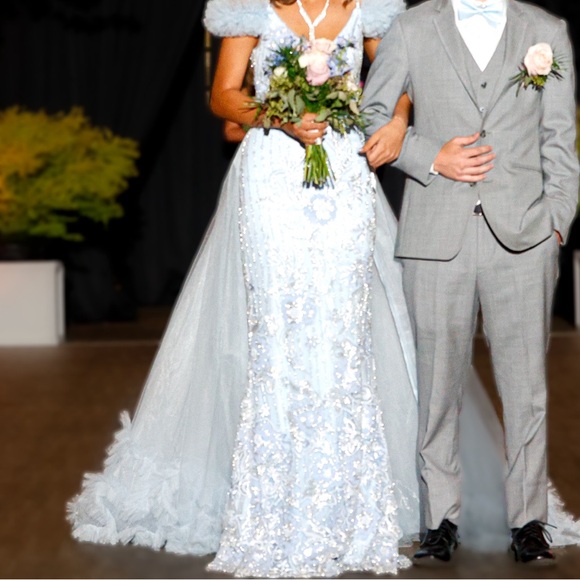 prom dress! - Picture 1 of 4